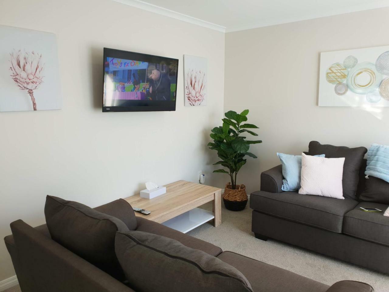 Rose Apartments Unit 5 Central Rotorua- Accommodation & Spa ภายนอก รูปภาพ